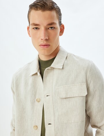 Koton Tussenjas in Beige