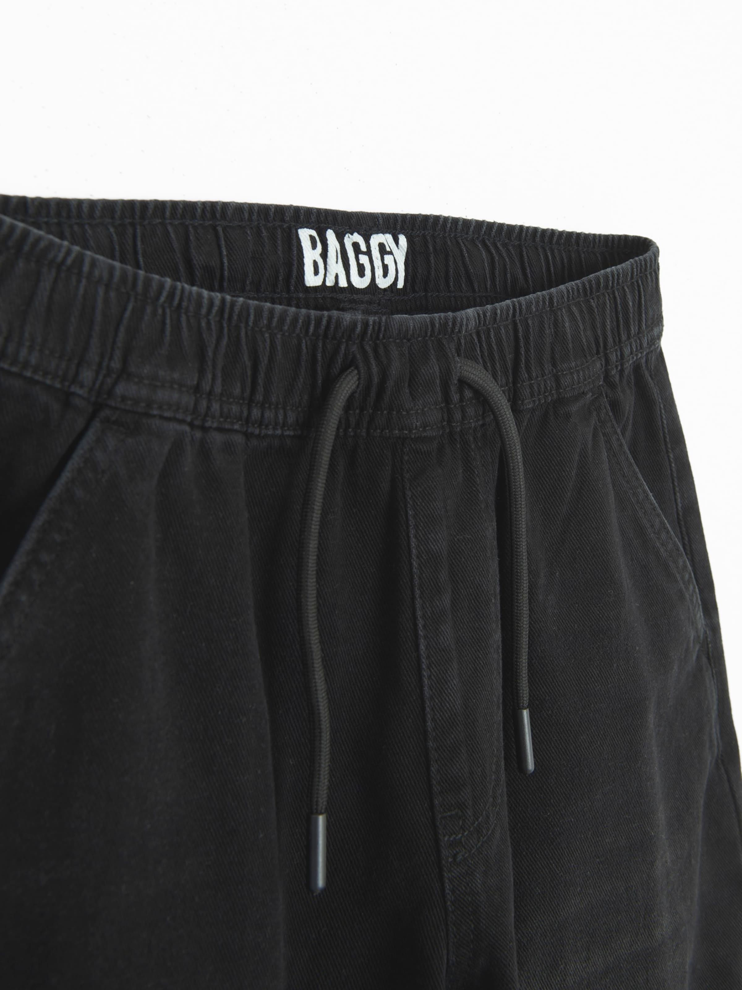 Regular Pantaloni de la Cool Club pe negru
