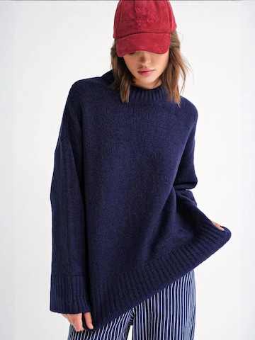 MixRay Sweater in Blue