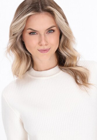 DreiMaster Vintage Sveter - Biela