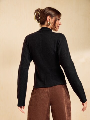 Friends Like These Pullover i sort