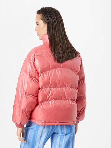 LEVI'S ® Přechodná bunda 'Retro Puffer' – pink