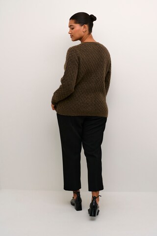 KAFFE CURVE Strickjacke 'Selmi' in Braun