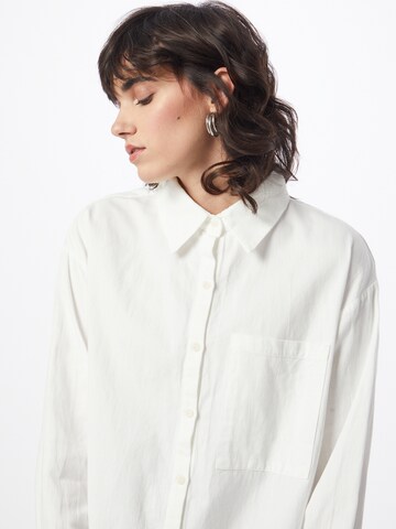 JAN 'N JUNE Blouse 'MAMRY' in Wit