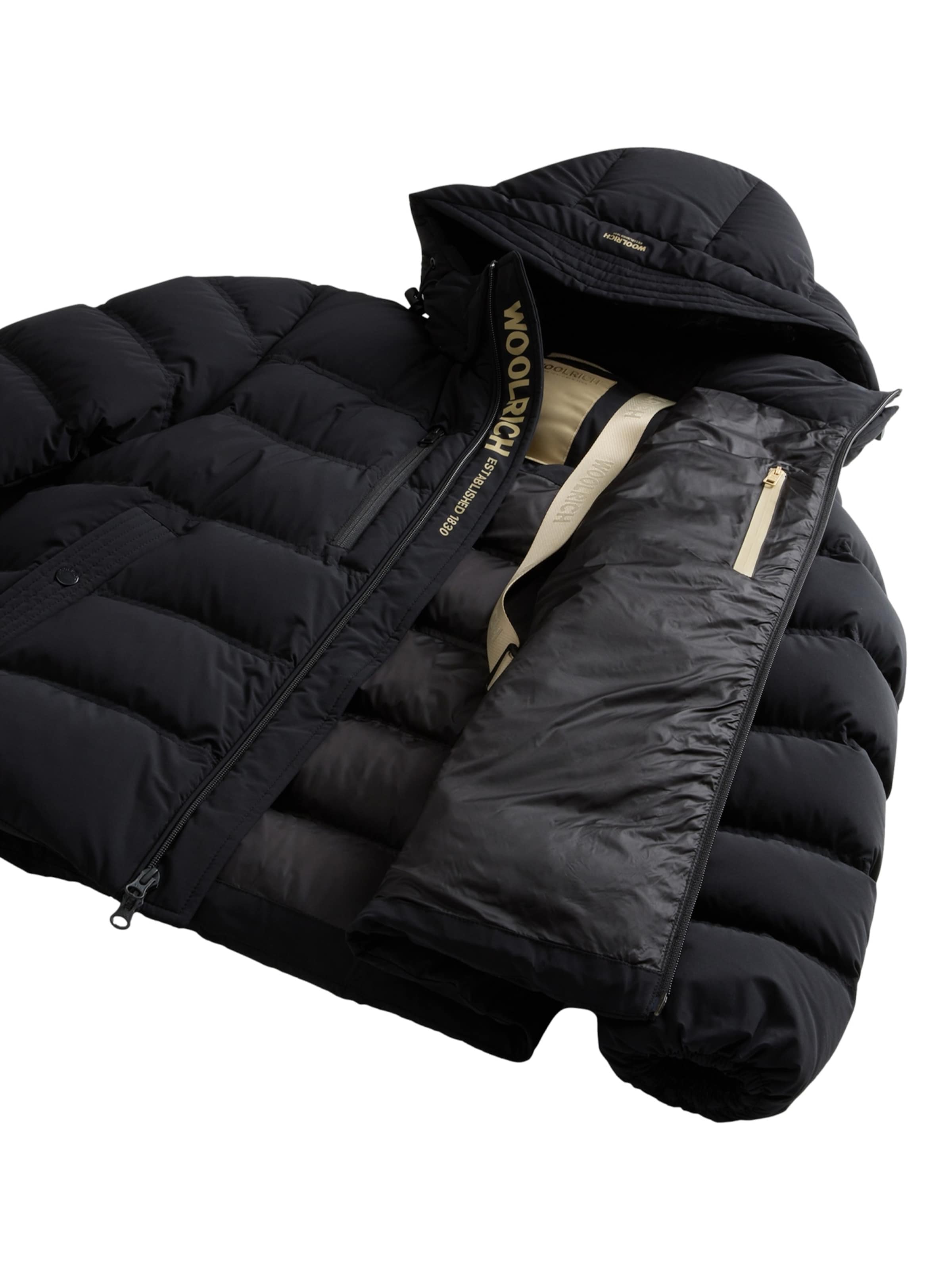 Woolrich Jacke 'Matt' in Schwarz