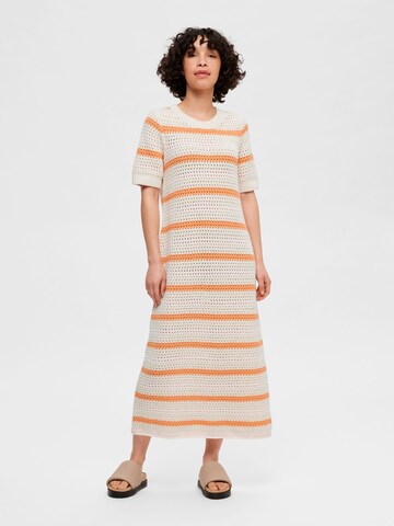 SELECTED FEMME Knitted dress in Beige: front