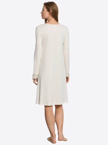 Hanro Nachthemd ' Anilla ' in Wit