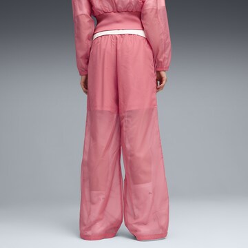 PUMA Loosefit Sportbroek in Roze