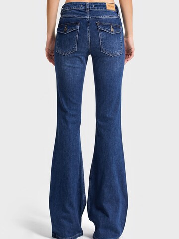 IT'S BASIC Flared Jeans 'OLIVIA' in Blue