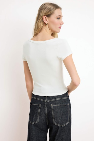 Trendyol Majica | bela barva