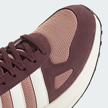 Baskets basses 'Run 84' ADIDAS SPORTSWEAR en rouge