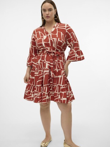 Vero Moda Curve Jurk 'ZERA' in Bruin