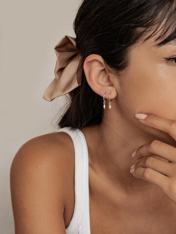 Orecchini 'Classic Pearl' di Hey Happiness in argento