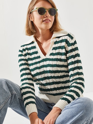 Pull-over Bianco Lucci en beige : devant