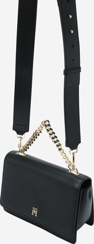 TOMMY HILFIGER - Bolso de hombro 'Refined' en negro