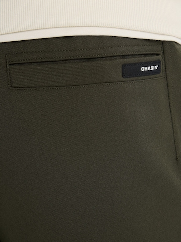 Regular Pantalon chino 'Stone Dual' CHASIN' en vert