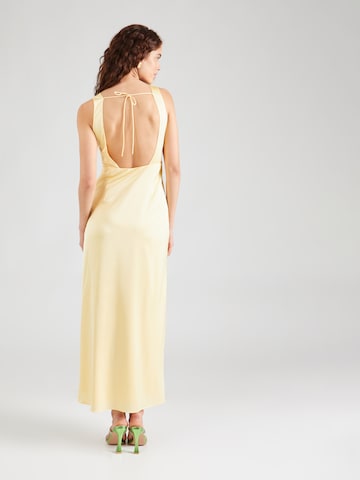 Abercrombie & Fitch Βραδινό φόρεμα σε κίτρινο