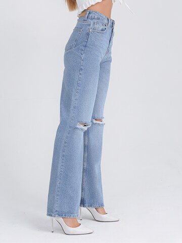 FRESHLIONS Wide Leg Jeans ' Cecile ' in Blau
