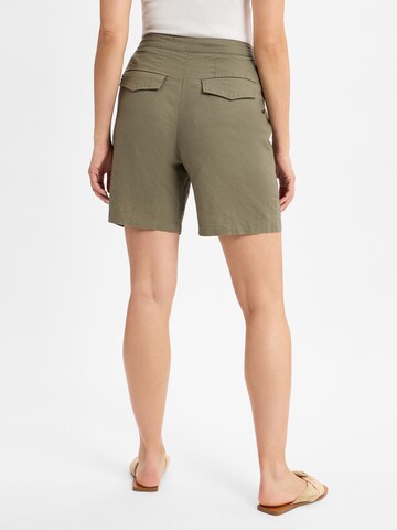 Franco Callegari Loosefit Shorts in Grün