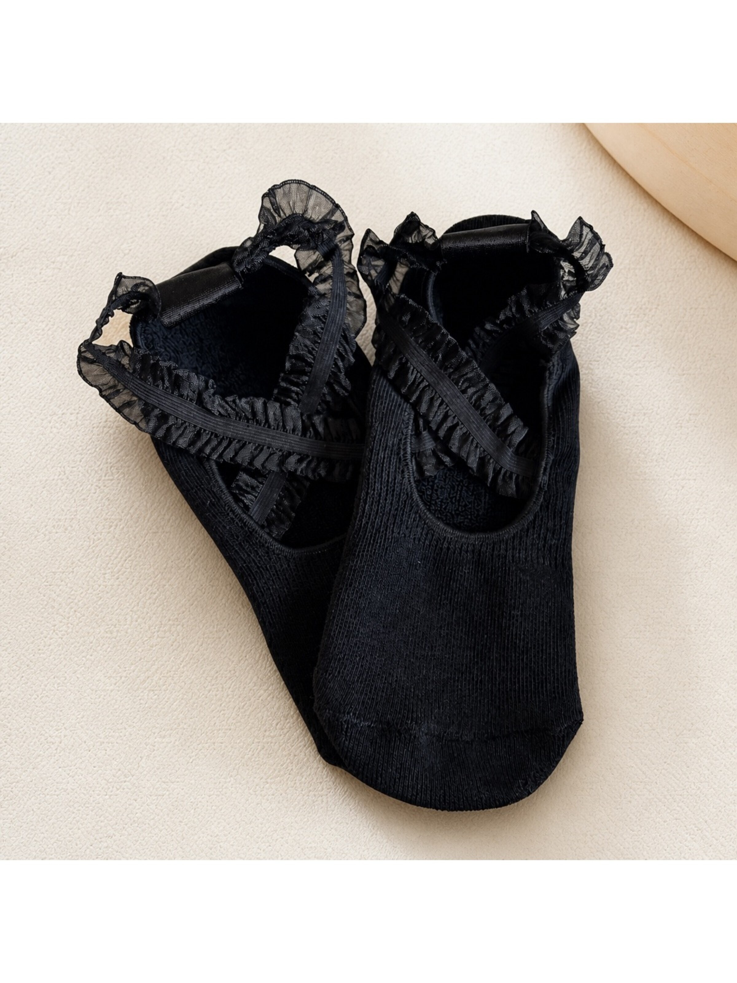KORRHAUS Sports socks 'Noir Ballet' in Black