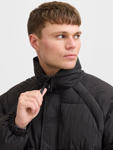 !Solid Winter jacket ' MILO ' in Black