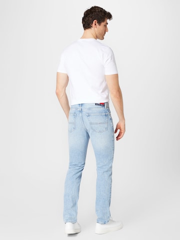 Tommy Jeans تقليدي جينز 'Ethan' بلون أزرق