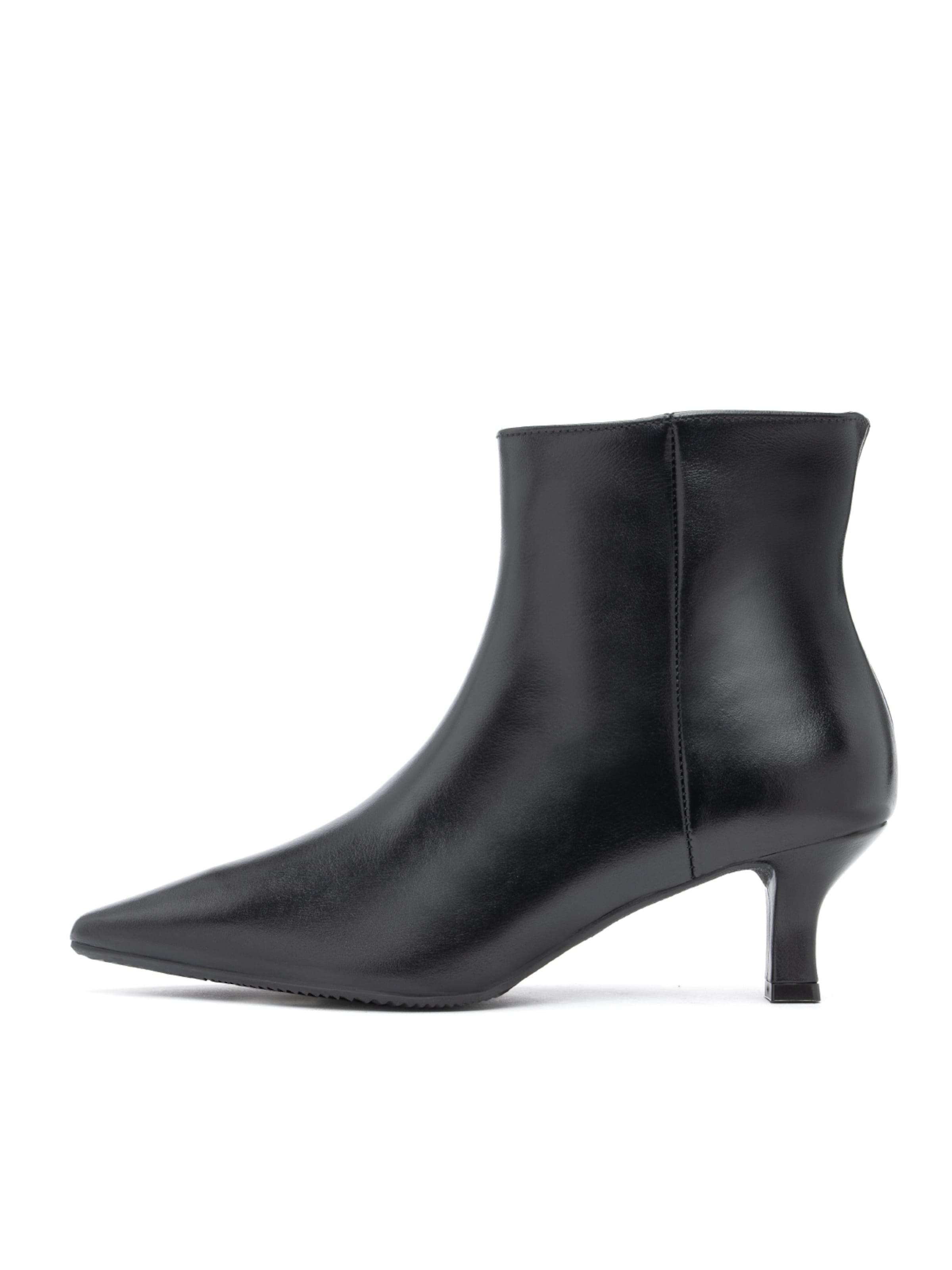 RYŁKO - Botas de tobillo en negro: frente