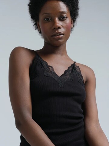 Seamless Basic Top ' Fab ' in Zwart