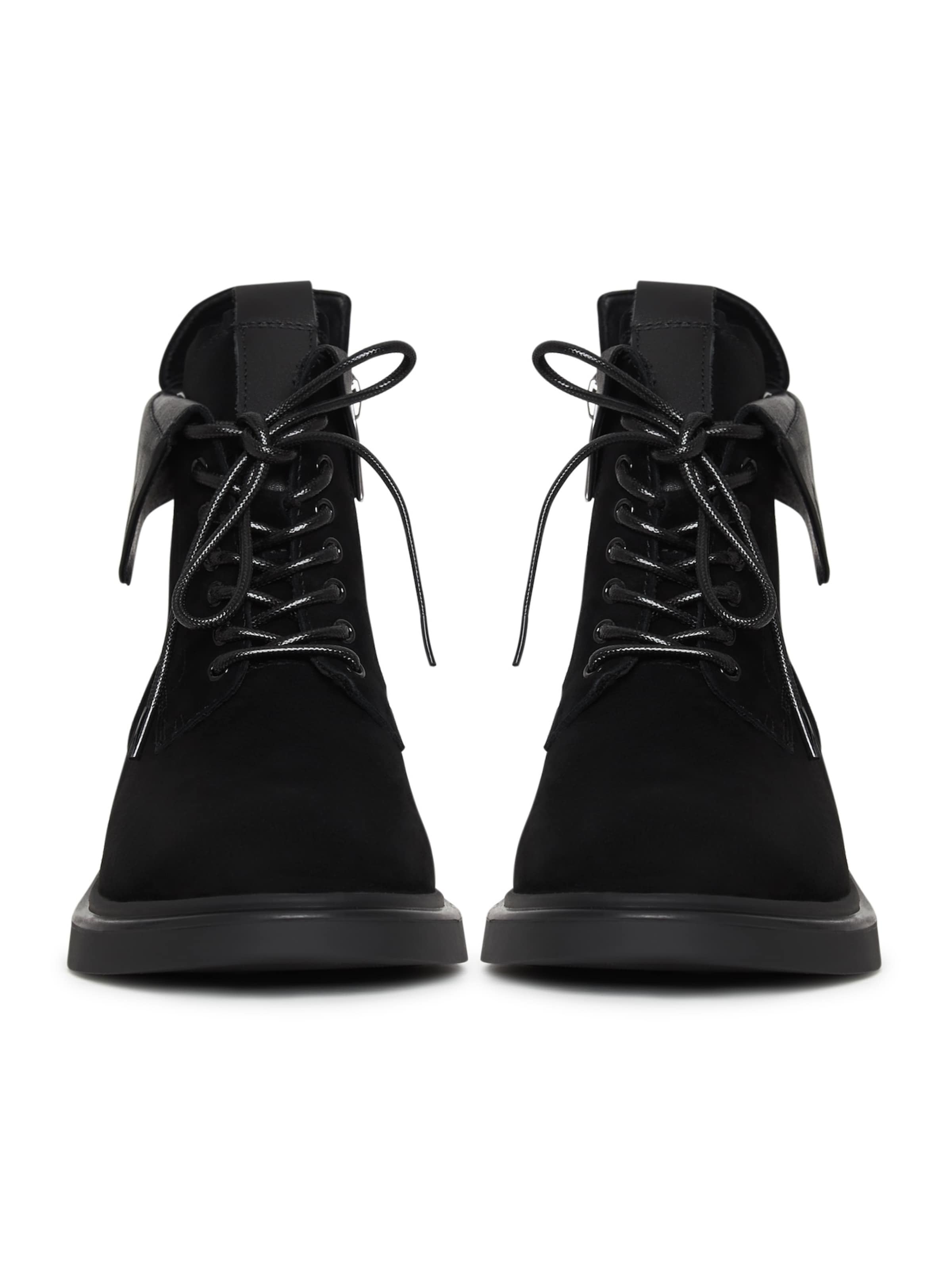 CESARE GASPARI Ankle boots in Black