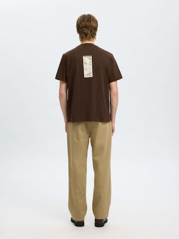 SELECTED - Camiseta en marrón