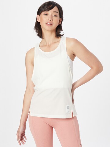 PUMA Sports Top 'First Mile' in White: front
