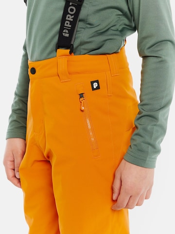 PROTEST Regular Sportbroek 'Spikety JR' in Oranje