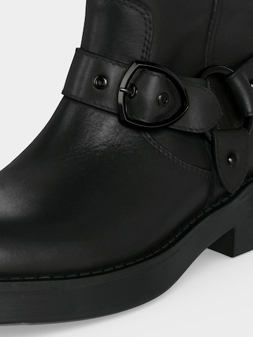Boots Blauer.USA en noir