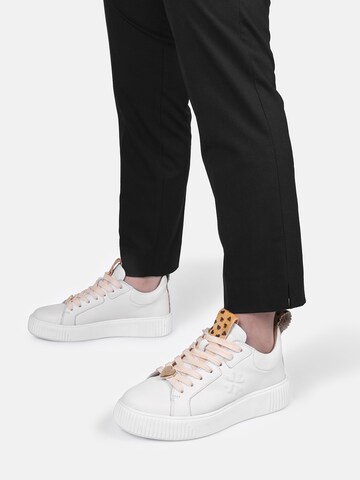 Baskets basses Crickit en blanc