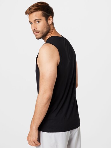 Reebok - Camiseta funcional en negro