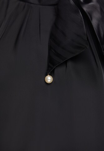 faina - Blusa em preto