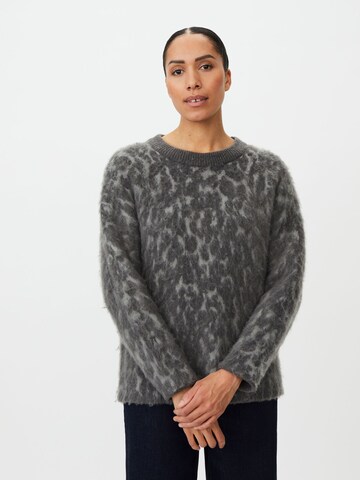 Pull-over Masai en gris : devant