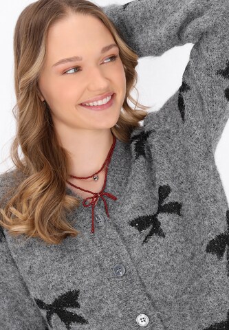 MYMO Strickjacke in Grau