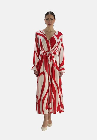 Elara Jurk in Rood: voorkant