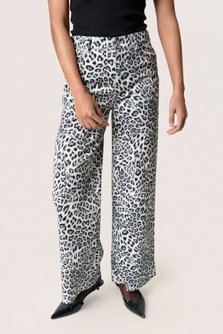 Regular Pantalon 'Sandja Vanesa' SOAKED IN LUXURY en mélange de couleurs : devant