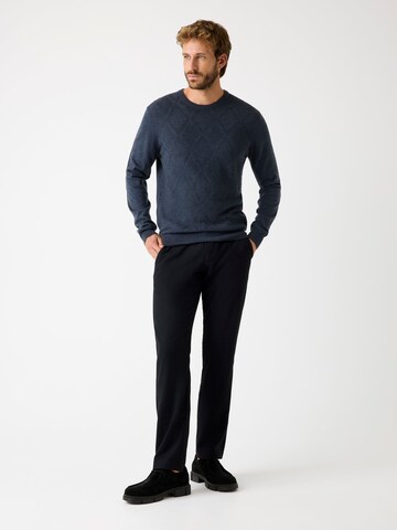 GUESS Sweater in Blue