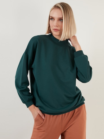 LELA Sweatshirt in Grün