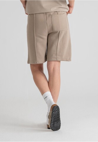 Prohibited Loosefit Shorts 'Hometown' in Grau