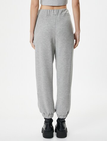 Koton Tapered Broek in Grijs
