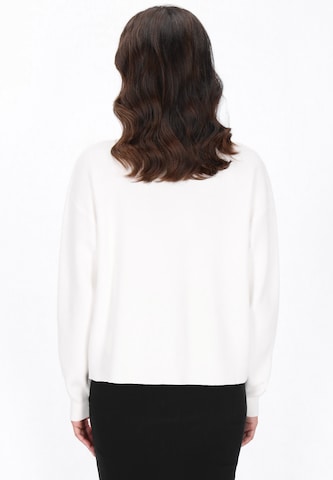 Cardigan usha BLACK LABEL en blanc