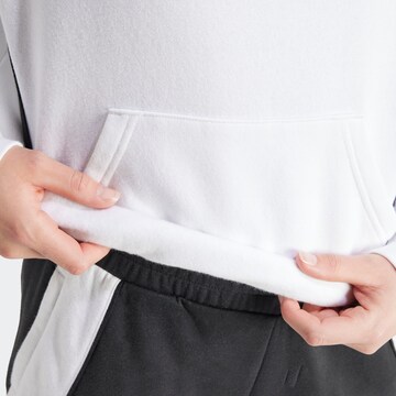 ADIDAS PERFORMANCE Sportsweatshirt 'Tiro 24' in Weiß