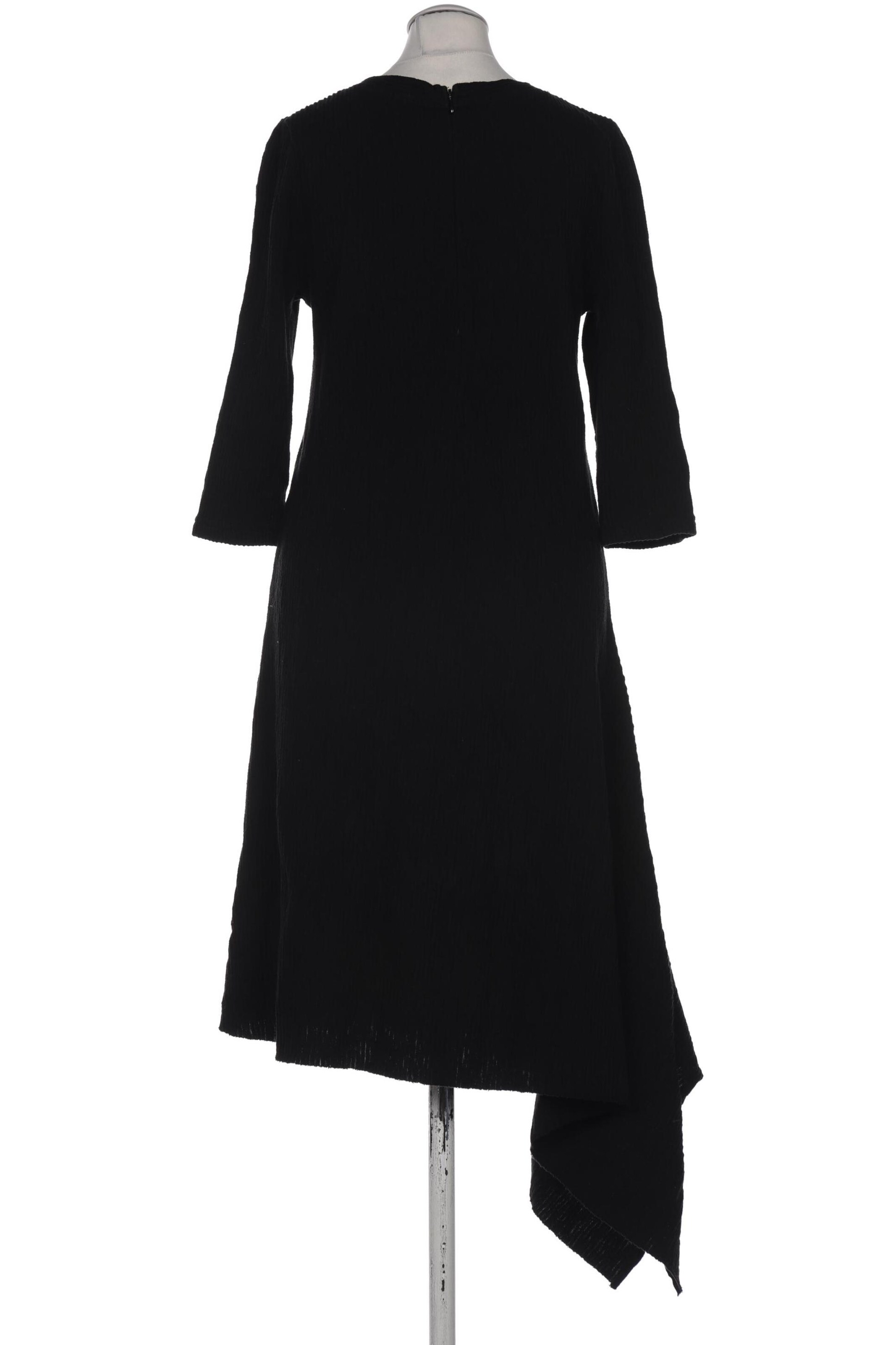 tigha Dress in XS in Black