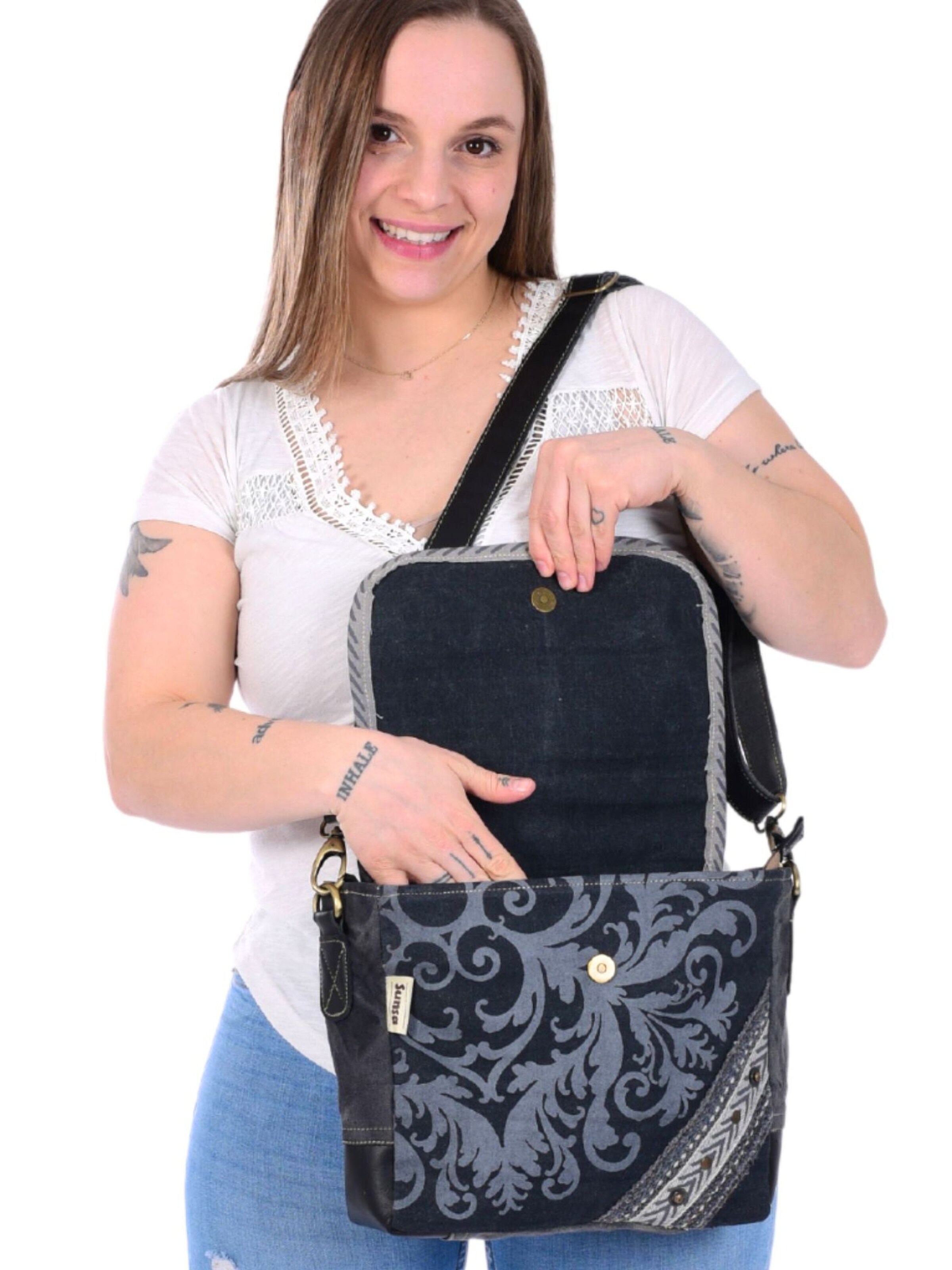 Sunsa Crossbody Bag 'Sunsa' in Black