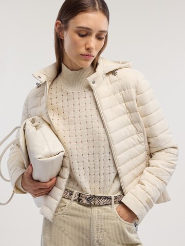 Trussardi - Chaqueta de invierno en blanco