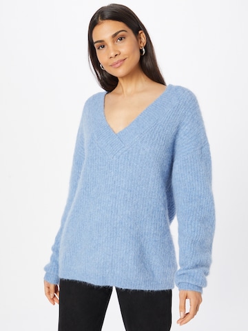 Guido Maria Kretschmer Women Sweater 'Farina' in Blue: front